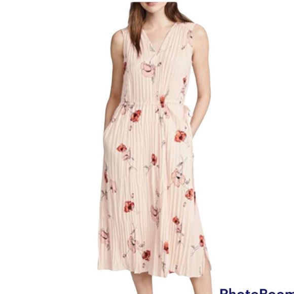 Vince Women’s Tossed Poppy V Neck Pleated Dress Size Medium M - Picture 10 of 10